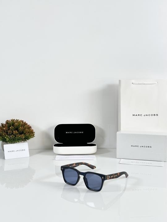 Marc Jacobs 1125 Tiger Blue