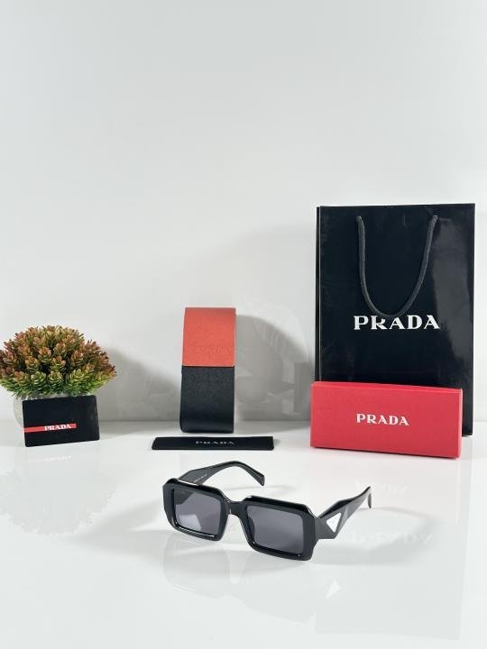 Prada 6079 Black