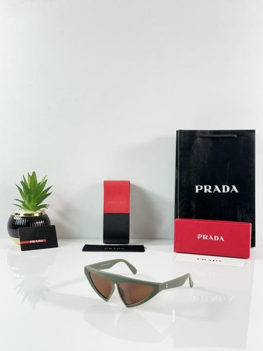 Prada_061_Green_Brown